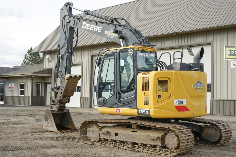 DME-FDG-Deere-135G-529-_DJM2997