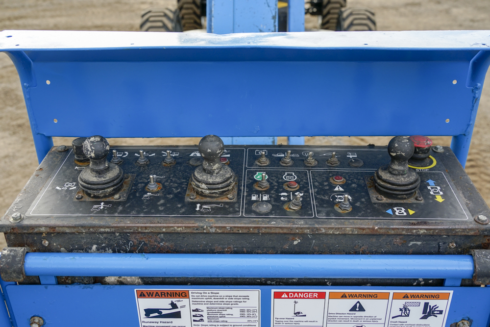 DME-FDG-Genie-Z62-548-_DJM3066