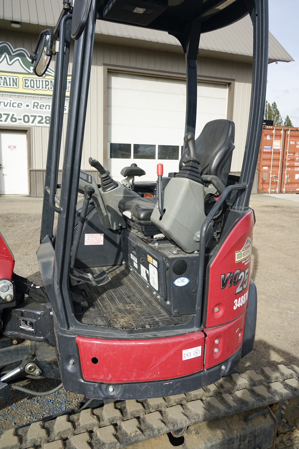 DME-FDG-Yanmar-VIO25-484-_DJM2940