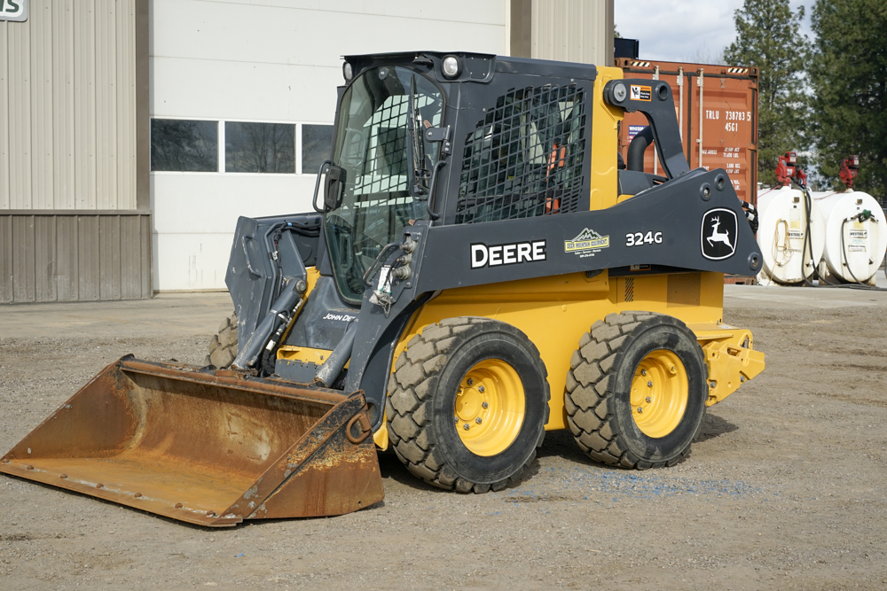 DME-FDG-Deere-324G-_DJM2896