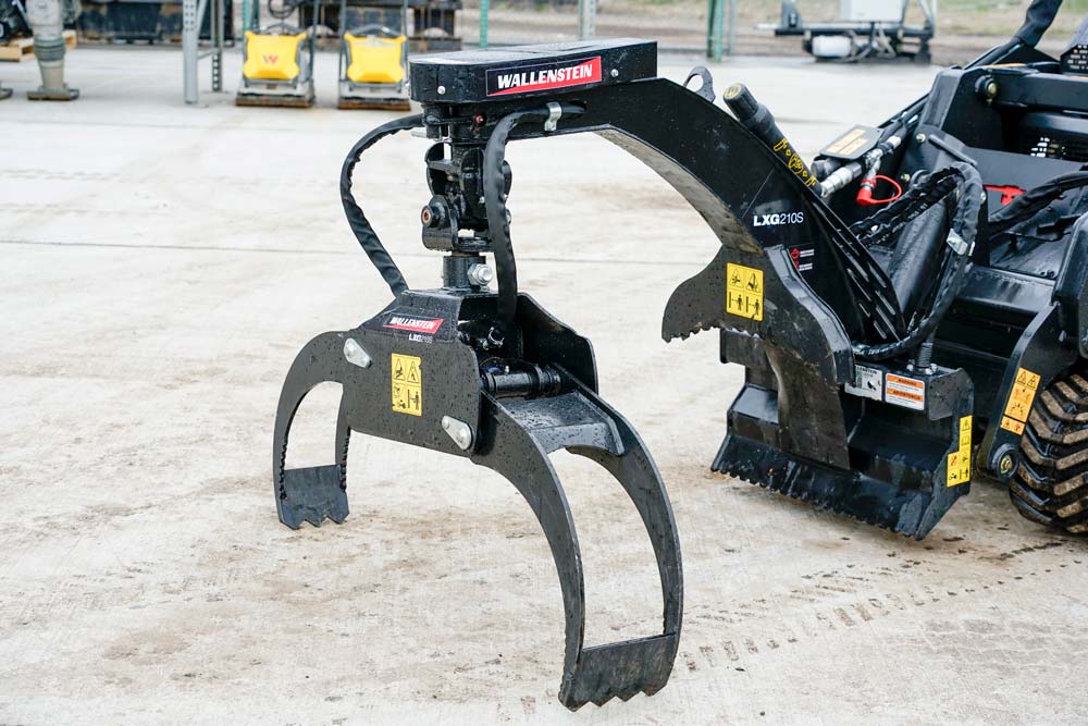 Swing-Grapple